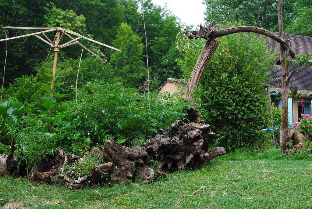 Maison D'Hotes Le Moulin Pointu Sainte-Nathalène エクステリア 写真